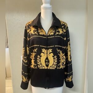 “Rare”Y2K Reversible Rocawear Black and Gold Women's Jacket